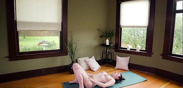  Naked Yoga Life - Casey Calvert Finishes With Masturbation